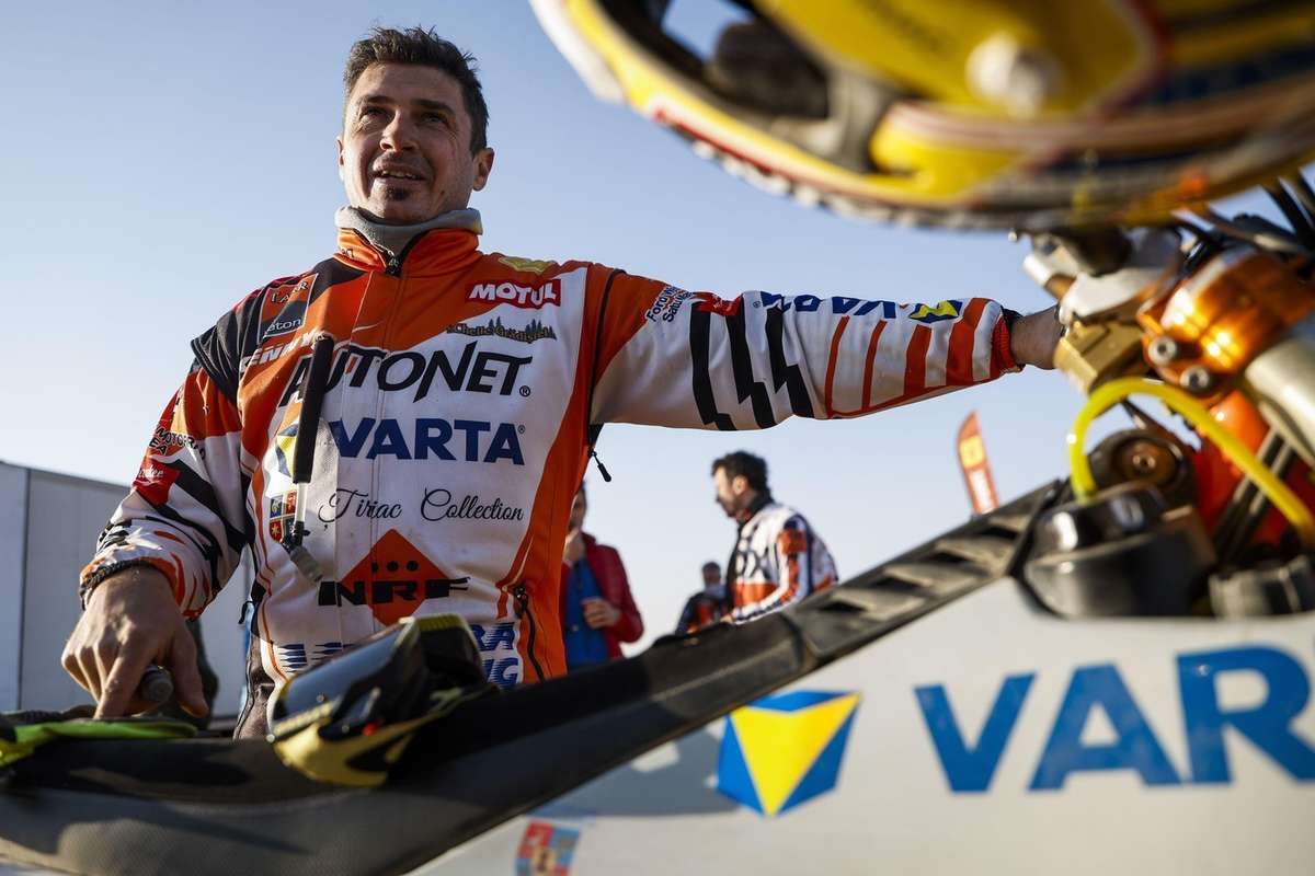 Luciano Benavides noul lider in Raliul Dakar etapa 3 Gyenes locul 371768225711