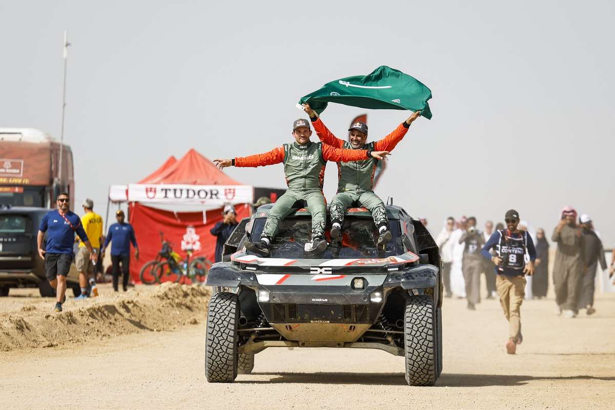 Nasser Al Attiyah a castigat pentru a sasea oara Raliul Dakar de data aceasta cu Dacia1768669110