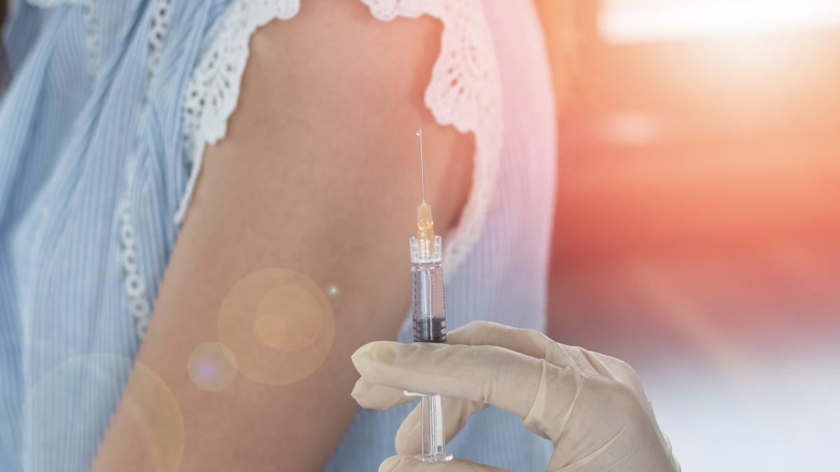 Nicuor Dan a semnat legea care asigura gratuitatea vaccinului anti HPV si a screening urilor pentru1768648113