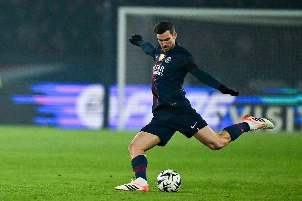 PSG isi prelungeste contractul cu un jucator de baza1768324105
