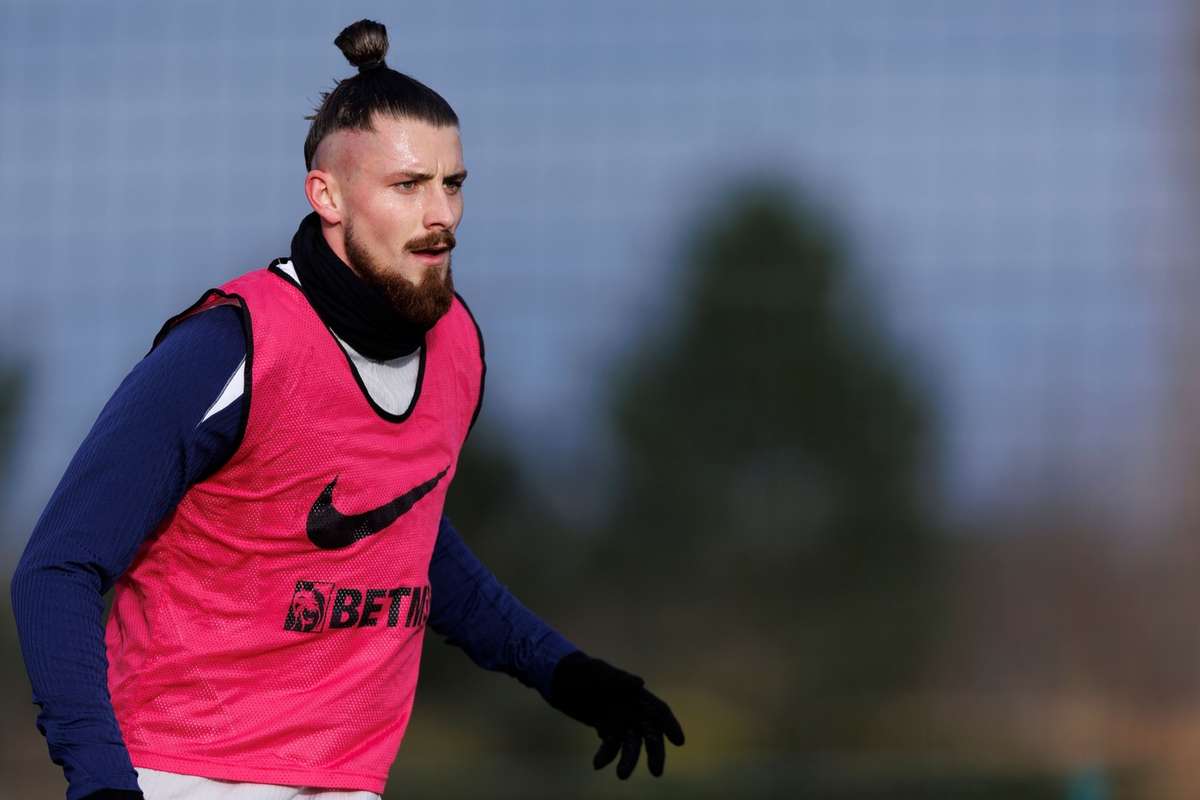 Radu Dragusin aproape de plecarea de la Tottenham1768021103