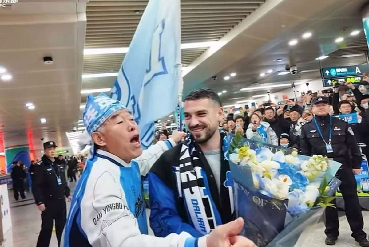 video regele roman nicolae stanciu intampinat ca o vedeta in china1769361502