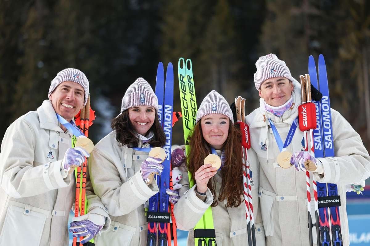 Franta a castigat titlul de campioana olimpica la biatlon stafeta mixta 4x6 km1770565651