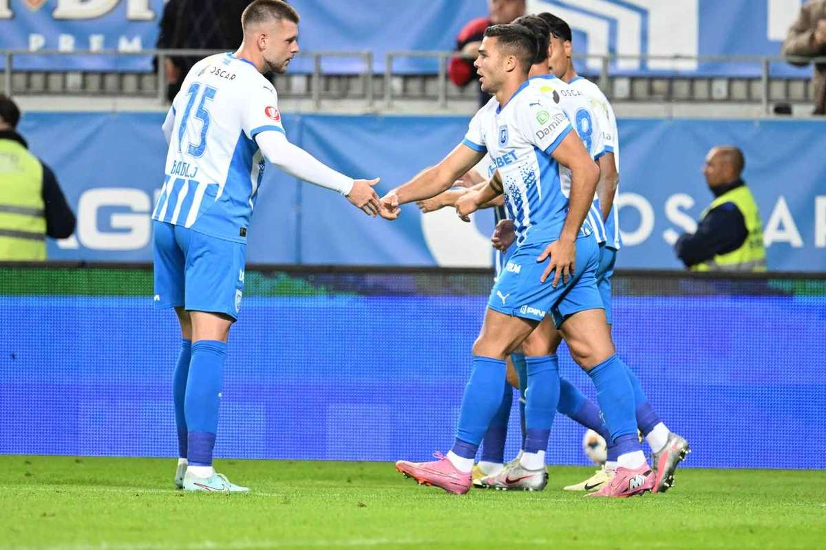 LIVE Dinamo Bucuresti Universitatea Craiova1770616055