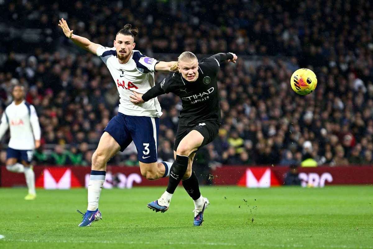 Premier League Radu Dragusin jucator de baza la Tottenham1770748655