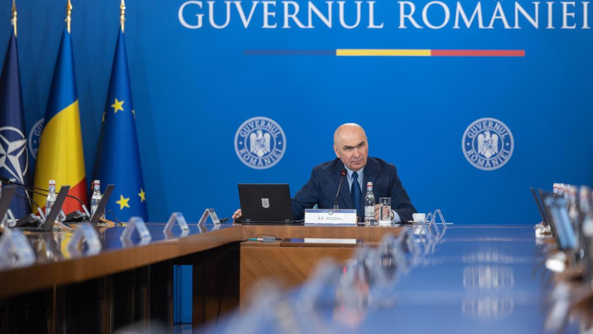 Sedinta extraordinara de Guvern pentru reducerile din administratie Coalitia asteapta1771922274