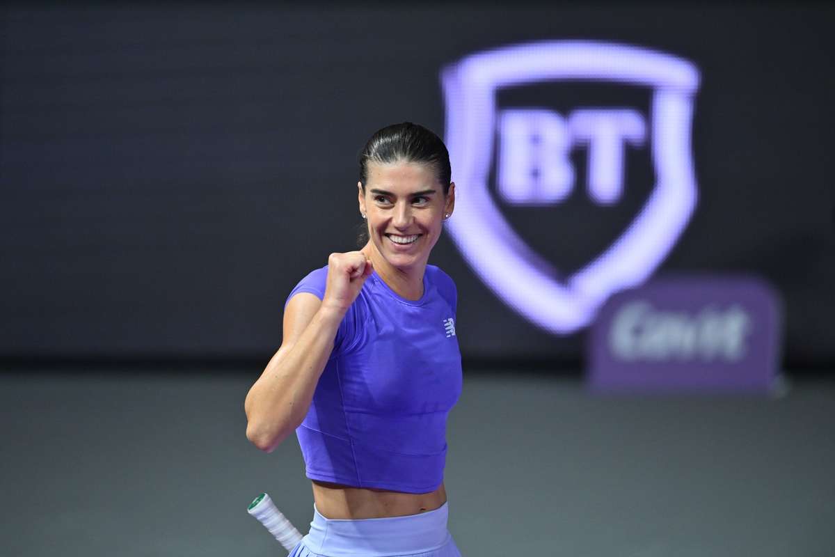 Tenis Tracker Emma Raducanu si Sorana Cirstea ajung in sferturi la Cluj Infrangere severa pentru Jaqueline Cristian1770236268