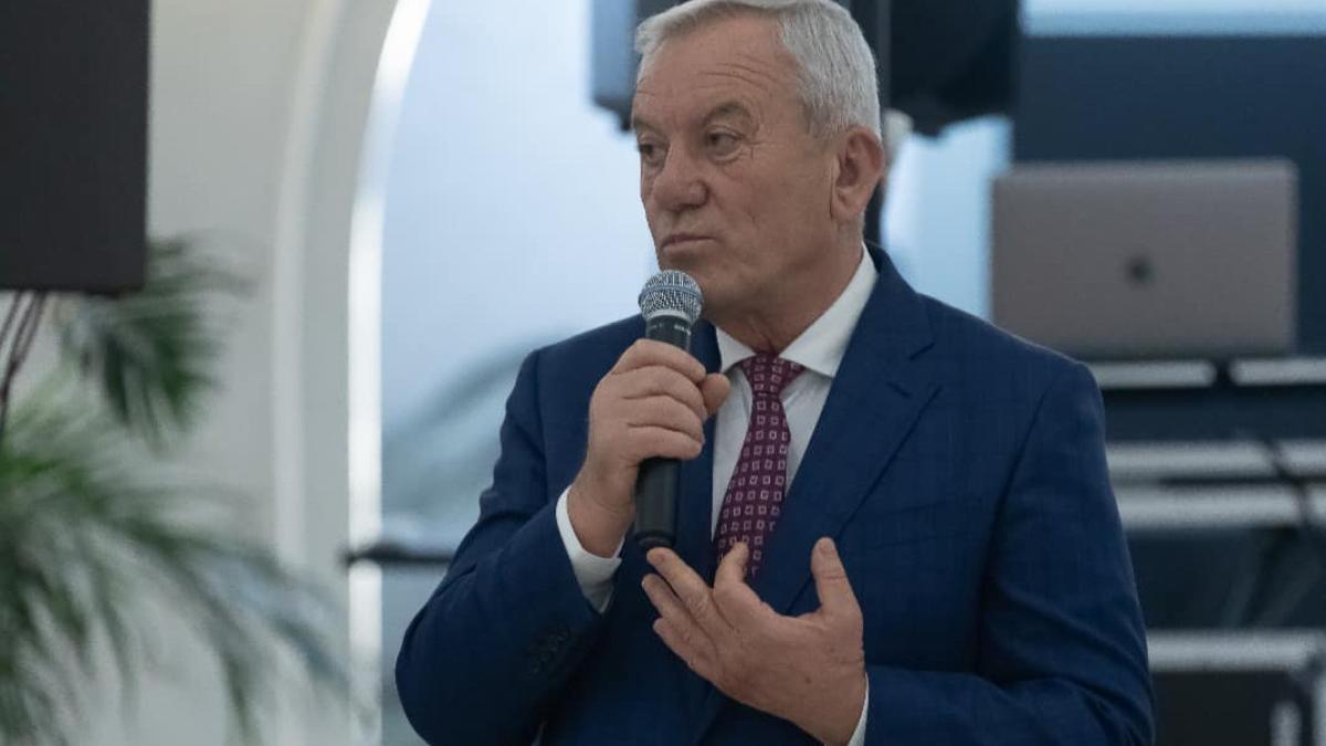 Un cunoscut primar PSD ii acorda sprijin lui Bolojan Nu avea alta optiune A mostenit o situatie1770646660