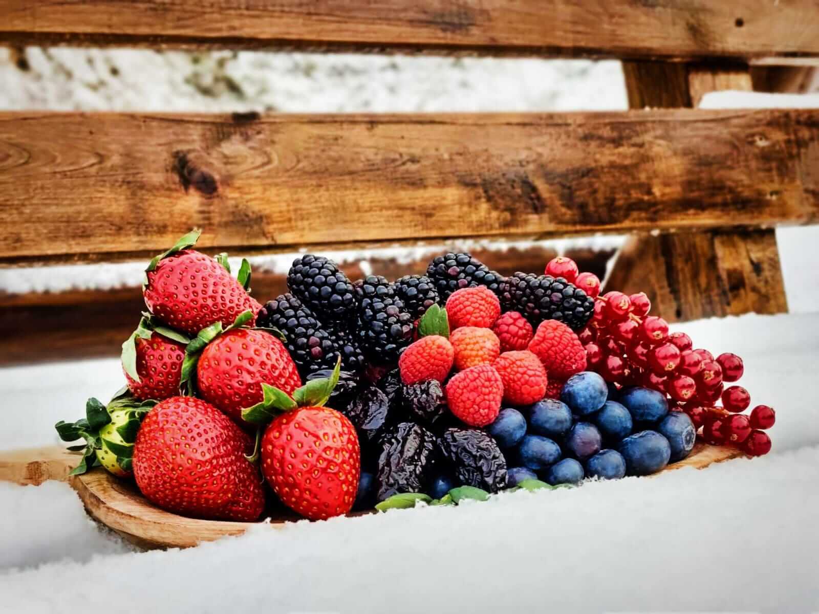 divin garden fructe de padure
