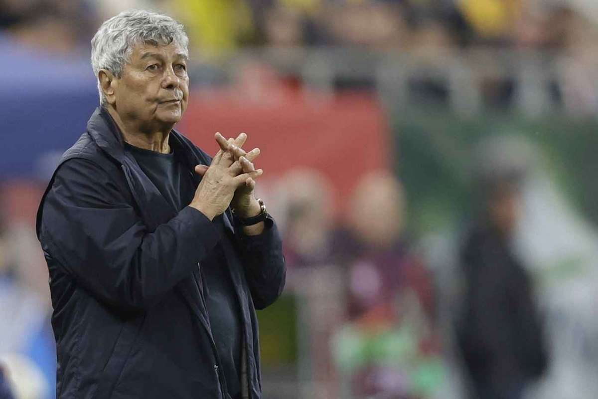 Accidentare in echipa Romaniei Mircea Lucescu a chemat de urgenta un alt jucator1774120060