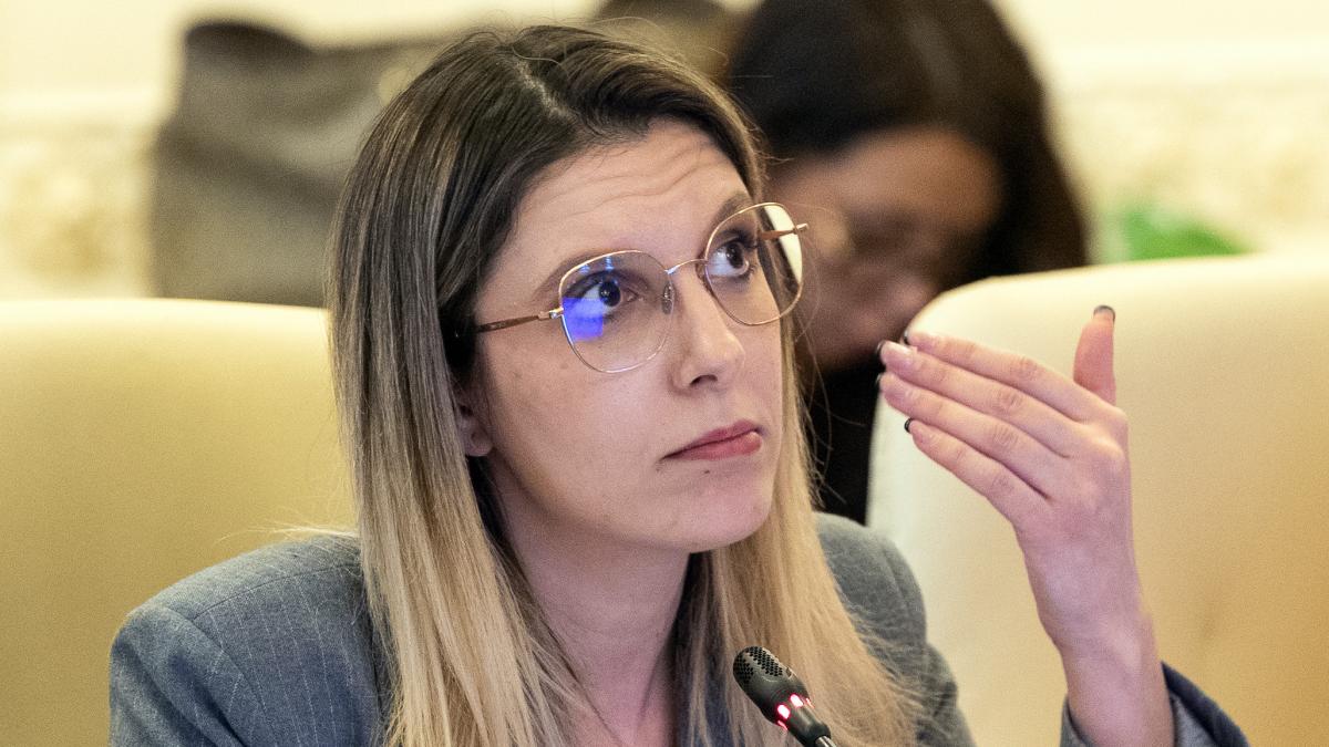 Agentile de turism o critica pe ministra TikTok Buzoianu este simplu sa identifici probleme1773759463