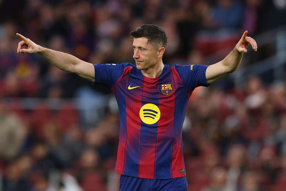 Barcelona ii face lui Robert Lewandowski o noua oferte de contract1774805845
