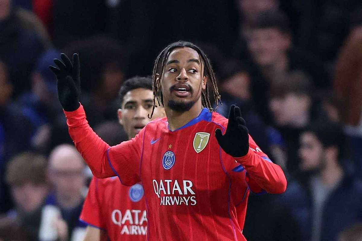 Bradley Barcola va fi indisponibil cateva saptamani din cauza unei accidentari suferite in meciul cu Chelsea1773860850