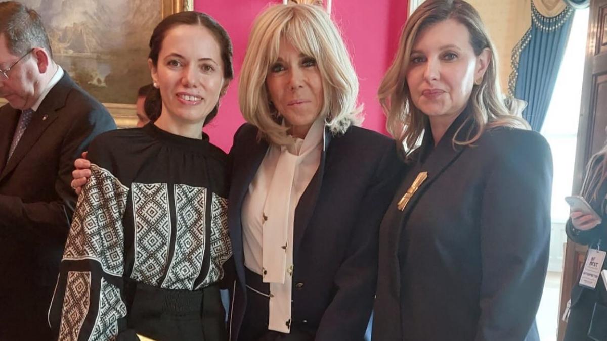 Cine este designerul de moda care a imbracato pe Mirabela Gradinariu la summitul Melaniei Trump1774516065