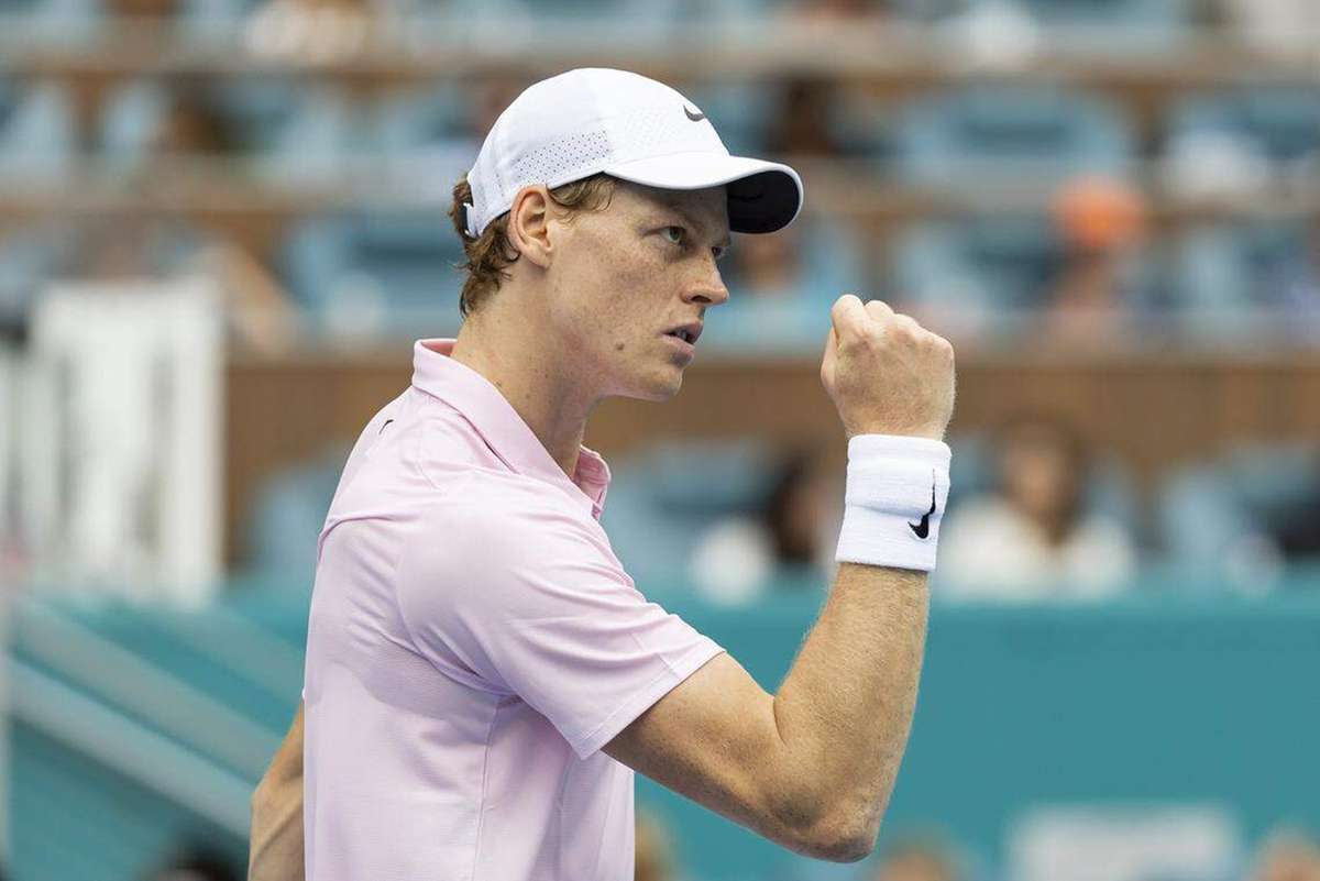 Jannik Sinner nu face concesii A castigat Sunshine Double fara sa piarda un set si a stabilit noi recorduri1774849055