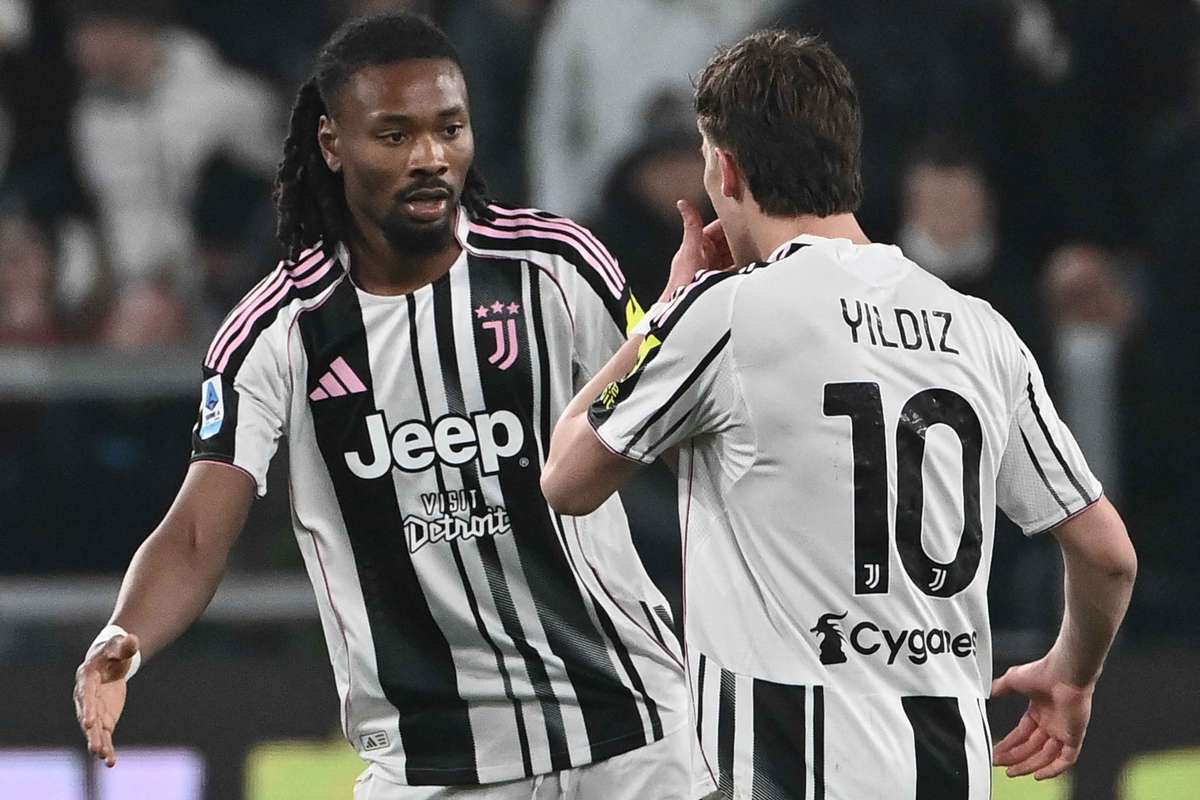 Juventus marcheaza patru goluri in repriza a doa si infrunta echipa lui Marius Marin1772921258