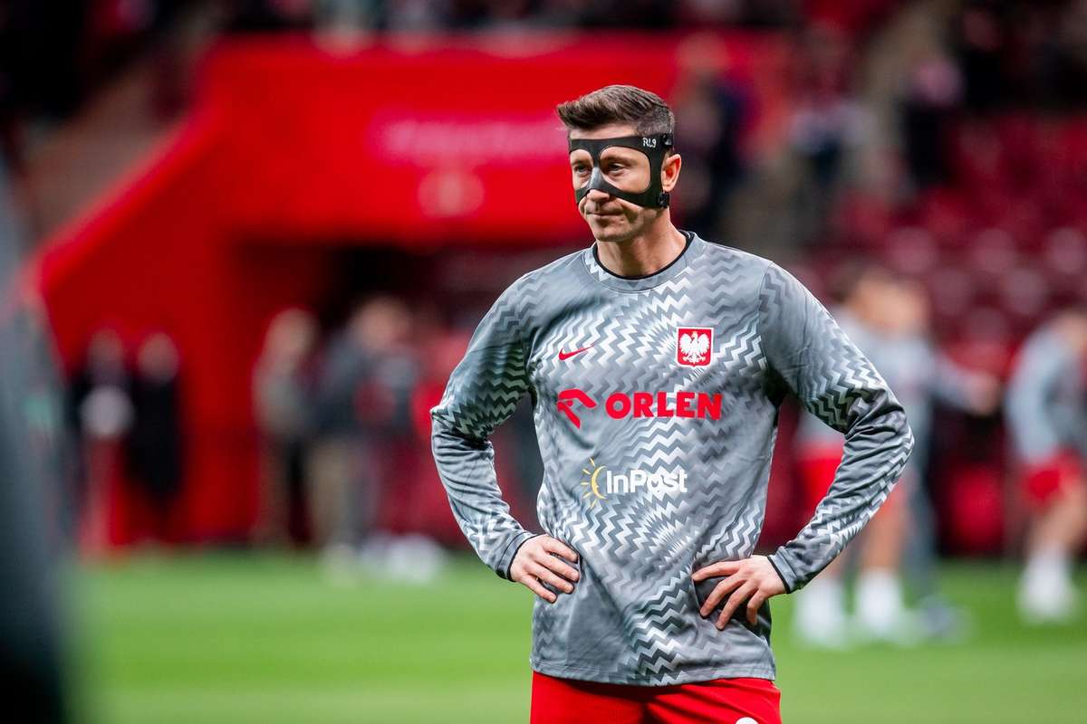 Lewandowski urmarit de o echipa din Serie A ar putea deveni rivalul echipei lui Chivu Inter1774703885