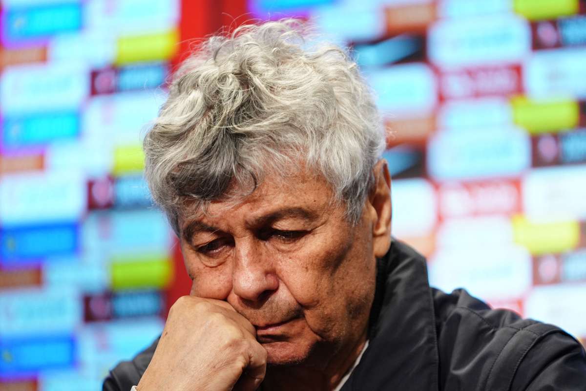 Mircea Lucescu noi interventii Medicii instaleaza un defibrilator1774875445