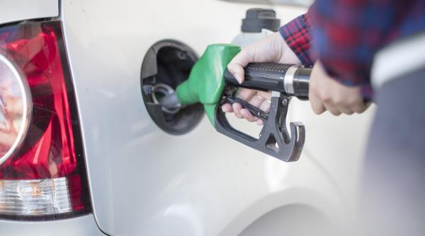 Nicuor Dan exclude interventia statului asupra accizelor la carburani Nici mcar n minus nu avem capacitatea s o realizm1772747853