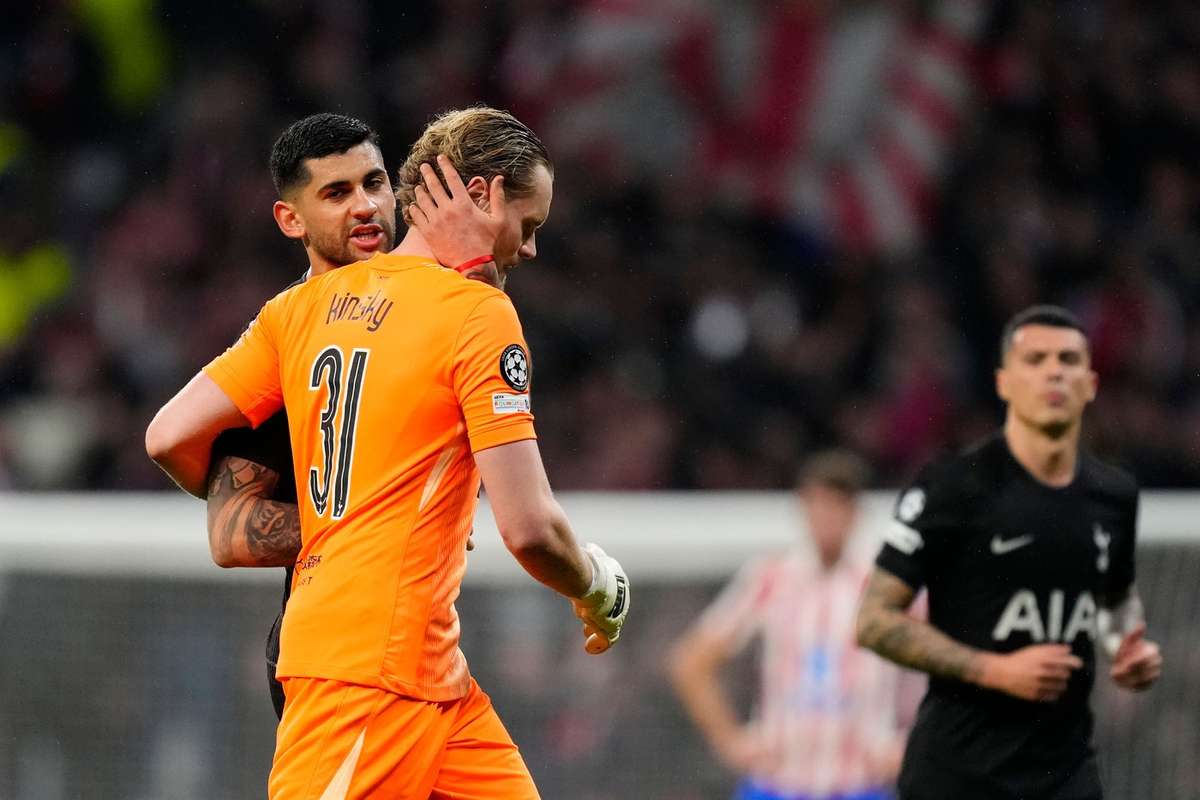 Portarul Antonin Kinsky isi doreste sa paraseasca Tottenham dupa umilinta suferita in Liga Campionilor1773316674