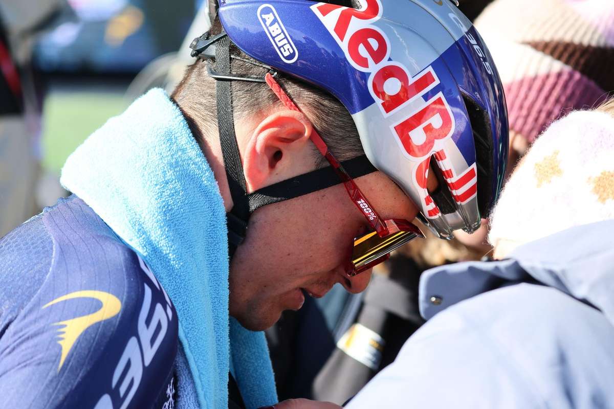 Tom Pidcock s a retras din Turul Cataloniei dupa o cazatura in etapa a cincea1774700247