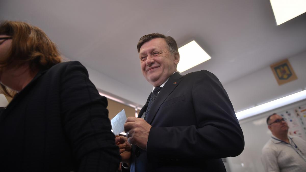 Crin Antonescu Nu pot sa nu apreciez un prim gest sanatoss din partea prezidentiala a lui Nicusor Dan1775734056