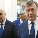Crin Antonescu despre viitoarele negocieri si paradoxul Bolojan PNL va trebui sa aleaga intre1777425591