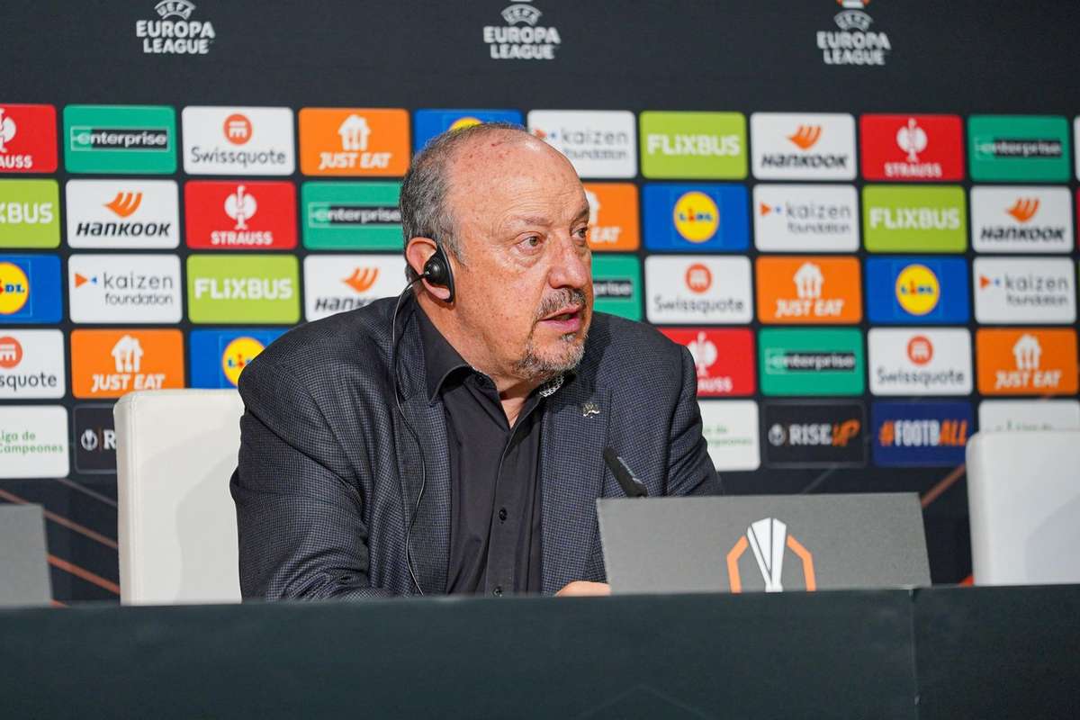 Cuvinte de apreciere pentru Cristi Chivu Rafa Benitez A reusit sa gestioneze situatiile chiar si in conditii limita1776242849
