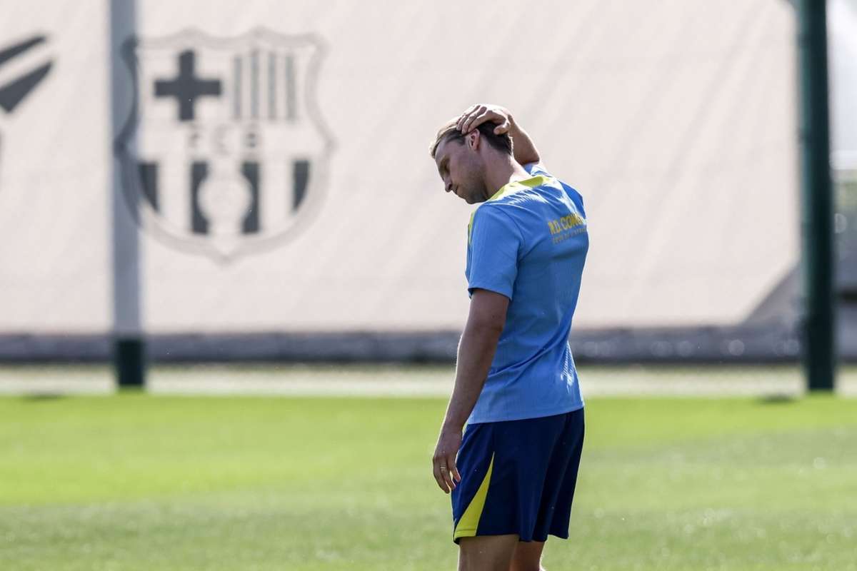 De Jong se intoarce in lotul Barcelonei dupa o absenta de o luna si jumatate1775909853