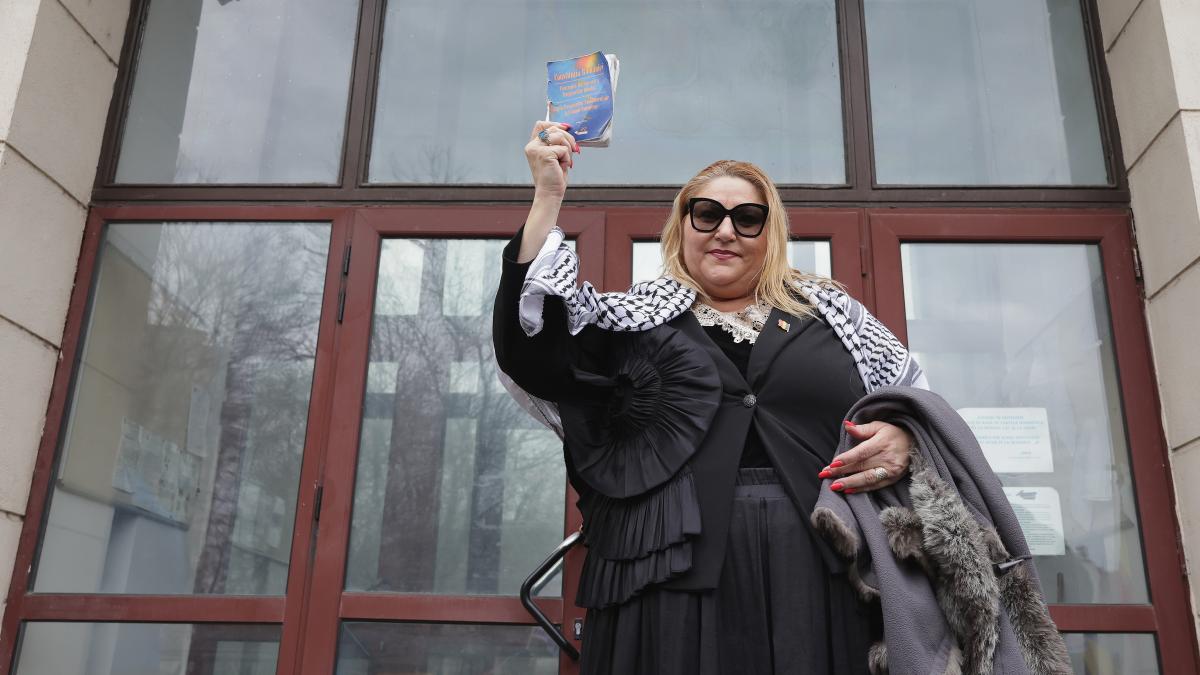 Diana Sosoaca anunta ca va actiona in judecata Parlamentul European dupa ce i a fost ridicata imunitatea Eurodeputata1777420787