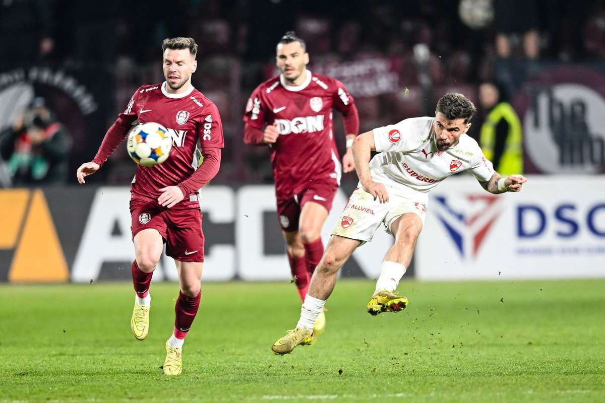 LIVE CFR Cluj Dinamo Bucuresti Cainii rosii isi doresc prima victorie in playoff1776020877