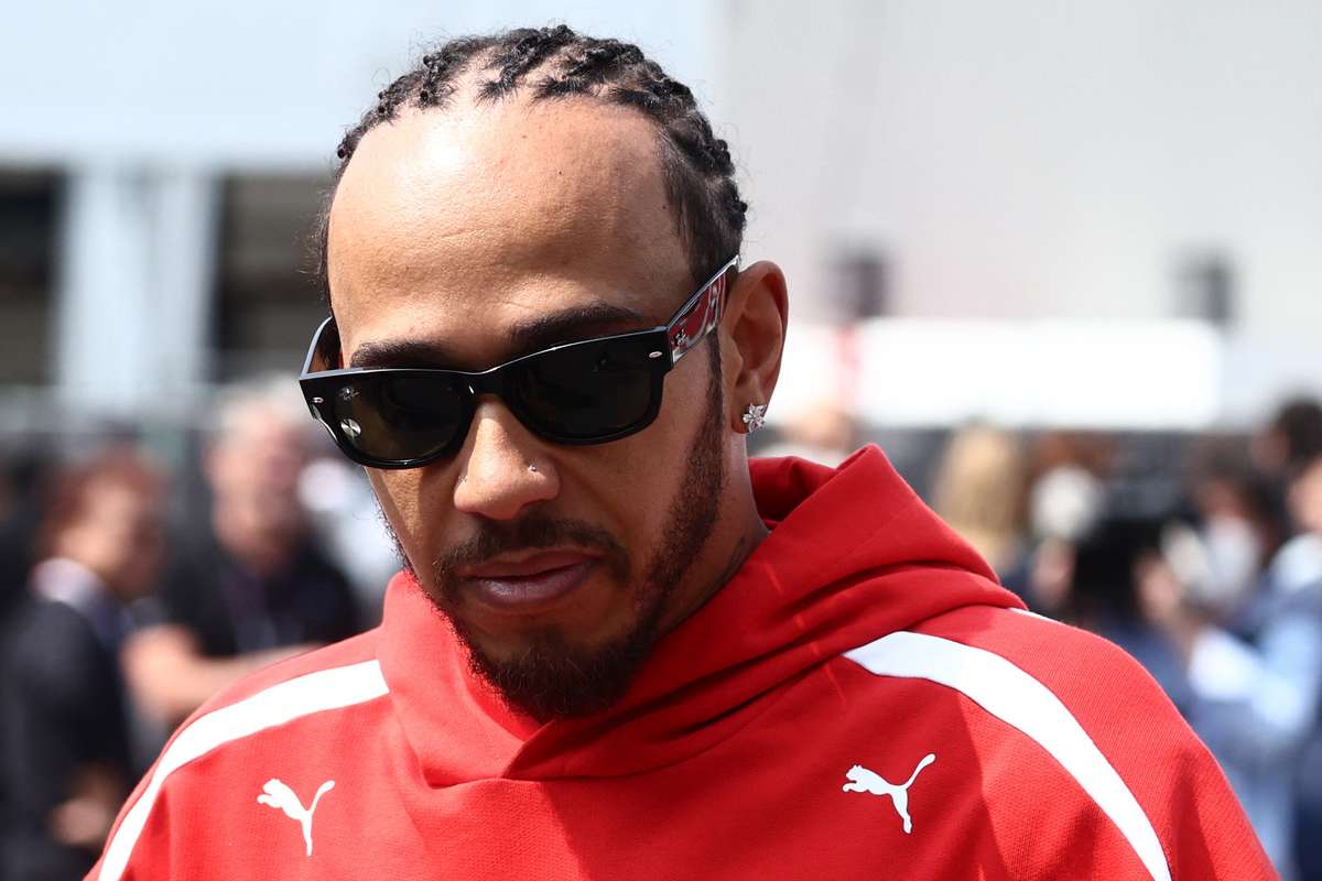 Lewis Hamilton impotriva tendintelor Mi se pare mult mai distractiv1775647657