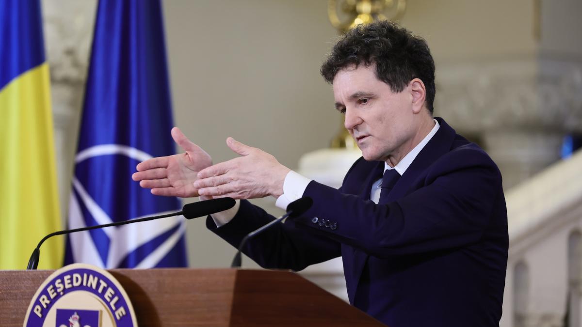 Nicusor Dan intrebat ce rol ar avea intr un film Ar trebui sa fie unul pozitiv Am candidatut sa1775674050