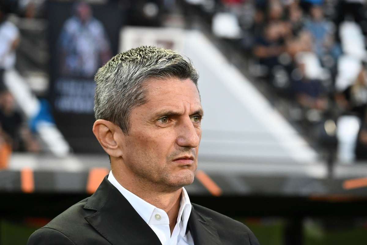 Razvan Lucescu a sosit de urgenta la Bucuresti A renuntat la PAOK1775391452