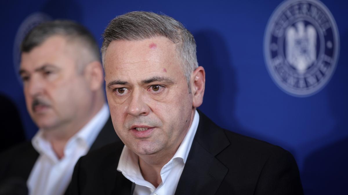 Scandal in Guvern Florin Barbu solicita ca fermierii sa achizitioneze motorina fara acciza si TVA direct de1775562457