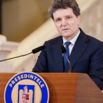 Surse Nicusor Dan stia inca de sambata ca PSD si AUR pregatesc o motione de cenzura dar nu ca acesta va1777432179