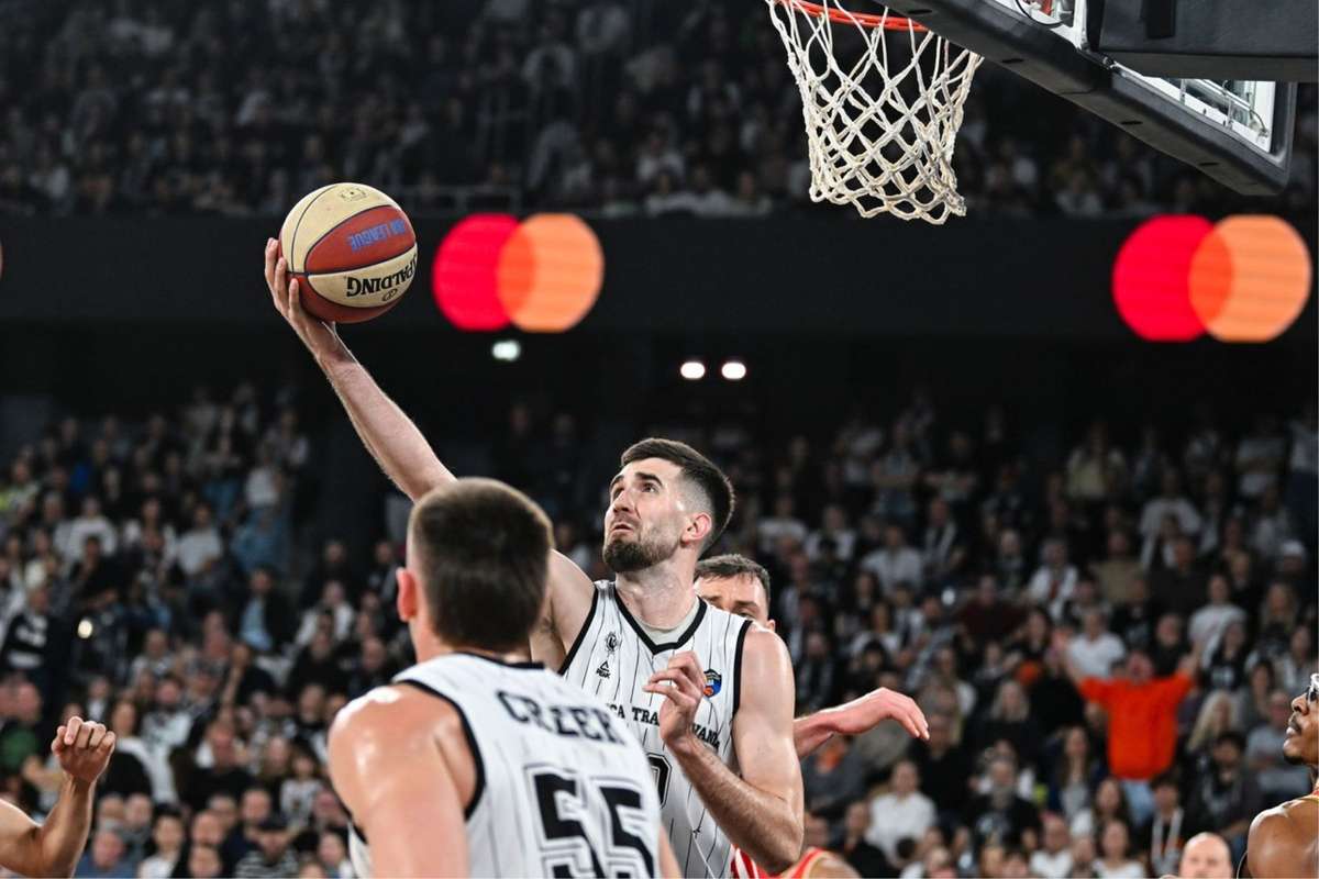 U BT Cluj Napoca si CSM CSU Raiffeisen Oradea s au calificat in semifinale la Liga Nationala1777580370