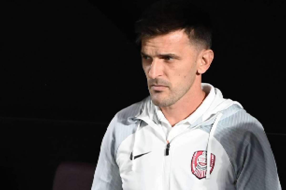 cale deschisa pentru rapid cfr cluj a anuntat separarea de directorul sportiv marius bilasco1775228253