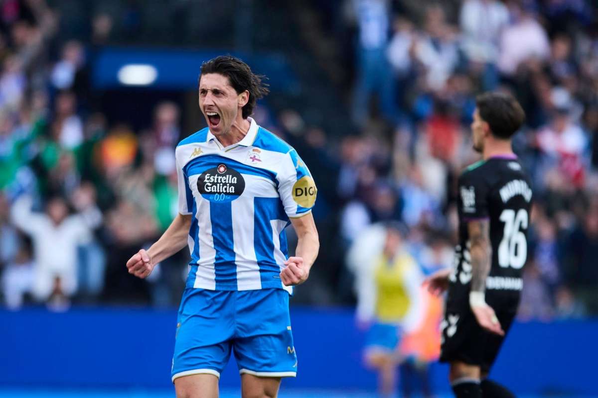 Au revenit în La Liga după opt ani de așteptare: Deportivo La Coruna, din nou pe prima scenă a fotbalului spaniol 3 Au revenit in La Liga dupa opt ani de asteptare Deportivo La Coruna din nou pe prima scena a fotbalului spaniol1779651634