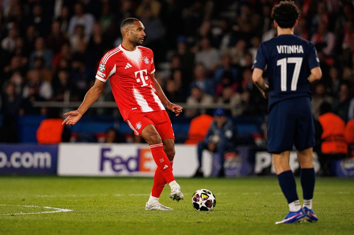Bayern Munchen va imbraca echipamentul sezonului urmator in returul cu PSG din Liga Campionilor1777893570