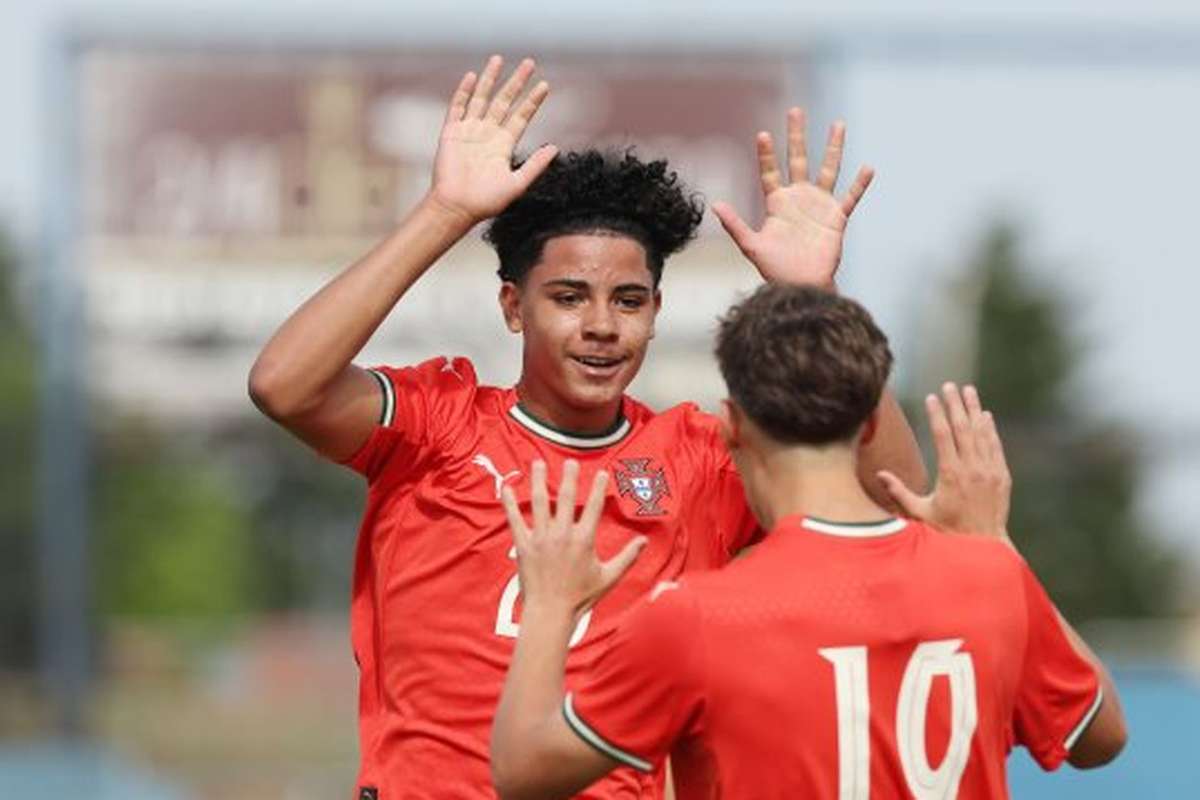 Cristiano Ronaldo Jr marcheaza doua goluri iar Portugalia U16 invinge Grecia1779388818