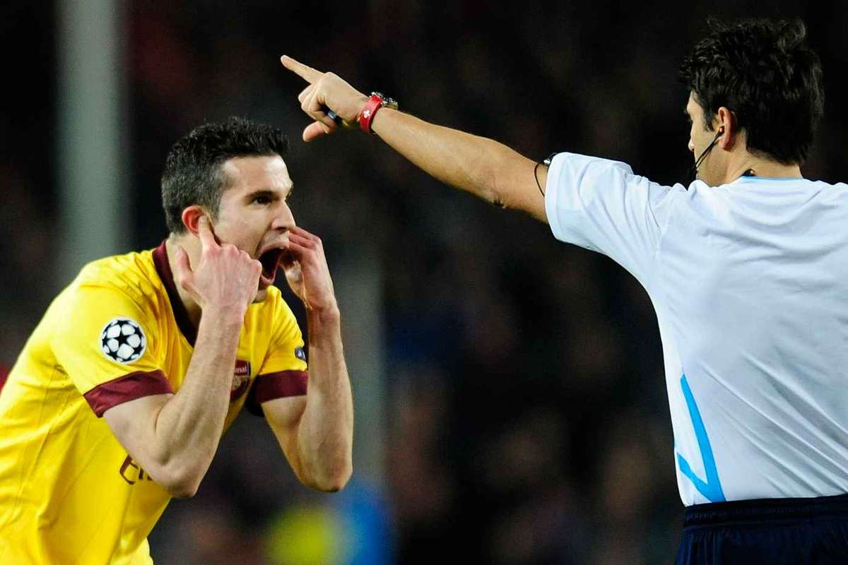 De la rosul lui Van Persie pana la magia lui Messi cele mai dureroase nopti ale lui Arsenal in Liga Campionilor1780055910