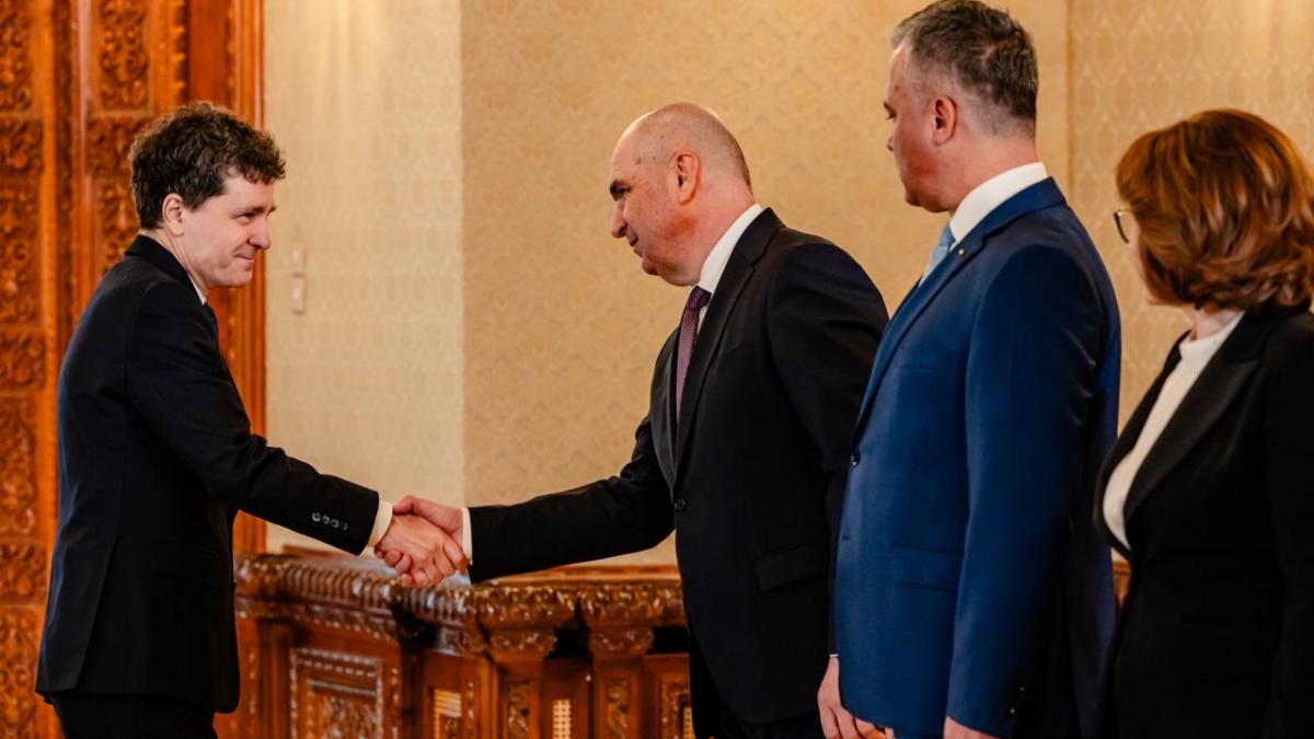 Implicarea lui Nicusor Dan in criza politica Bolojan Presedintele prin toate actiunile sale a1777639172