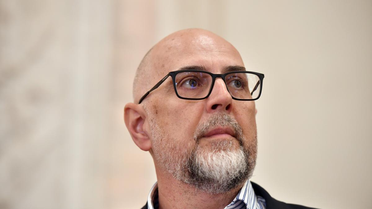 Kelemen Hunor: Dorința mea este să refacem coaliția. Un guvern tehnocrat ar fi cedat la prima provocare... 2 Kelemen Hunor Dorinta mea este sa refacem coalitia Un guvern tehnocrat ar fi cedat la prima provocare1778550426