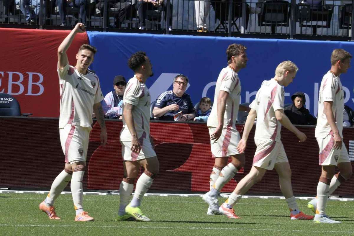 Louis Munteanu dupa ce a marcat doua goluri pentru DC United Sunt foarte fericit1777887580