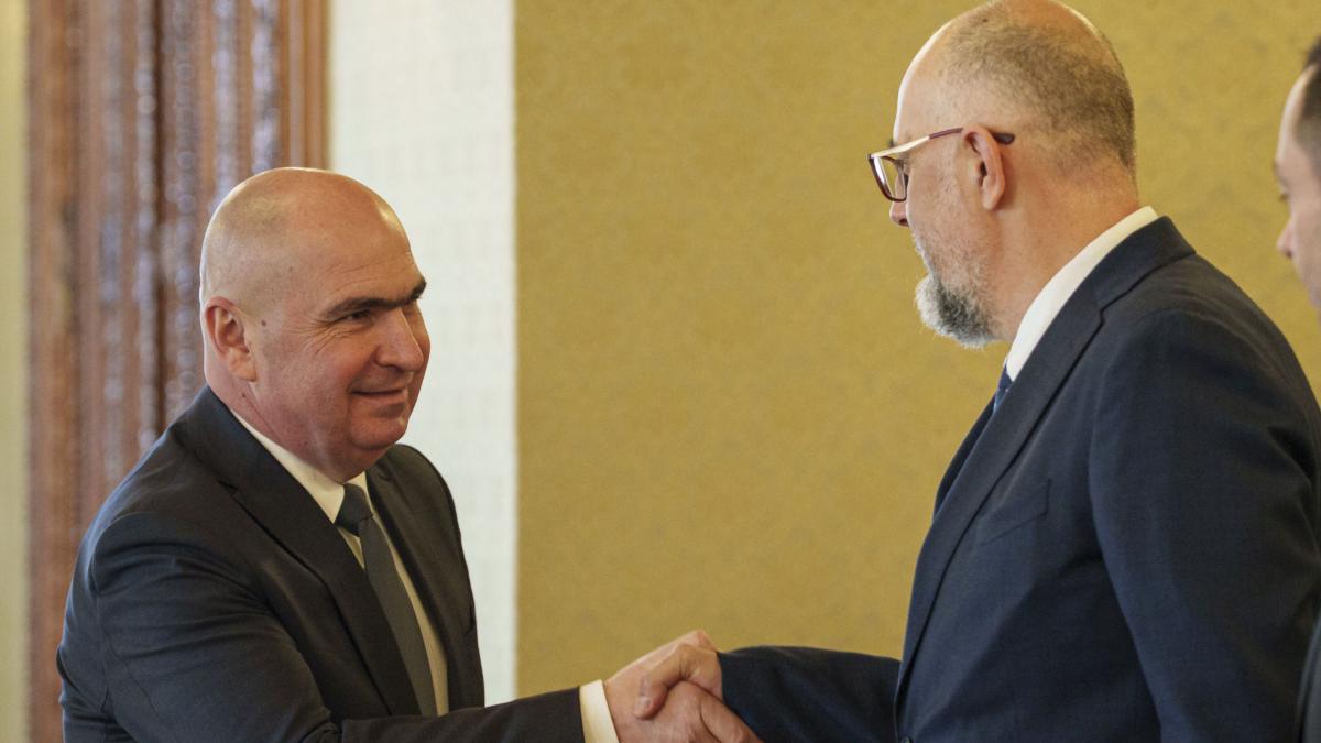 Parlamentarii PNL si UDMR nu vor participa la votul motiunii de cenzura in timp ce PSD va vota cu1777900793