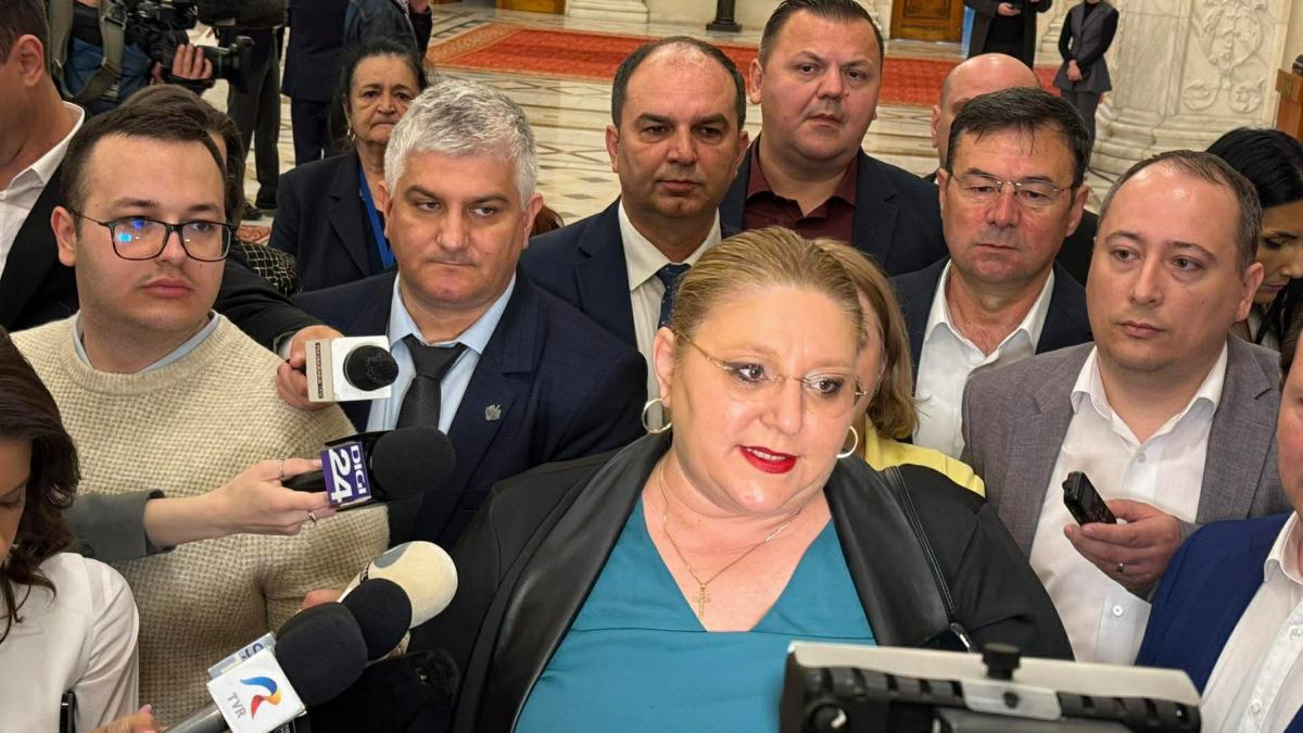 Parlamentarii SOS vor vota impotriva motiunii lui Bolojan Votul va fi deschis1777970997