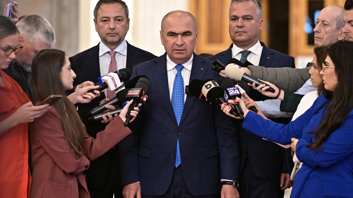 Surse Liderul 2 din PNL a anuntat in cadrul sedintei cu Bolojan despre negocierile cu cei 50 de parlamentari1777912188