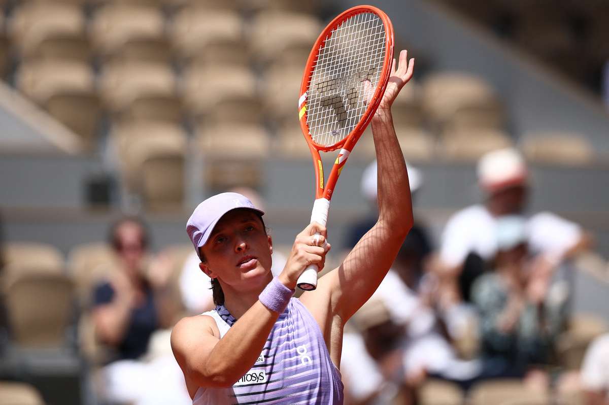 Swiatek o infrunta pe compatrioata sa si se califica in optimile de finala la Roland Garros1780069339
