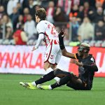 nebunie in turcia galata pierde fener castiga lupta pentru titlu este relanjata1777748973
